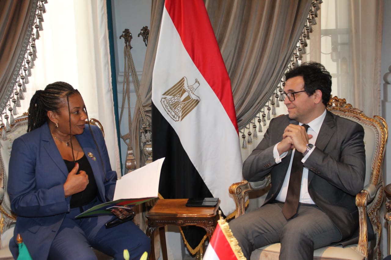 وزير الثقافة يلتقي نظيرته البرازيلية لبحث آفاق التعاون والشراكة الثقافية والإبداعية